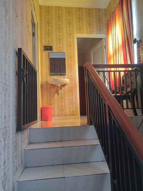 dijual rumah cluster teresta metland