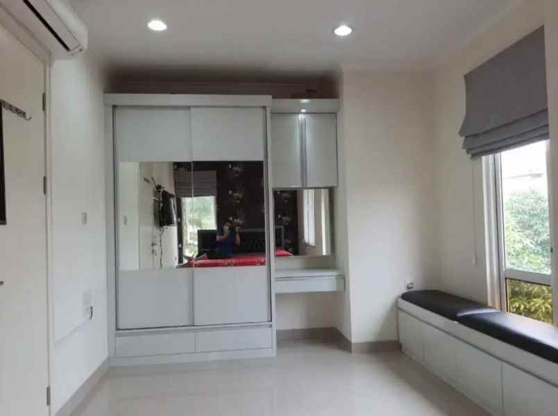 dijual rumah cluster tesla scientia