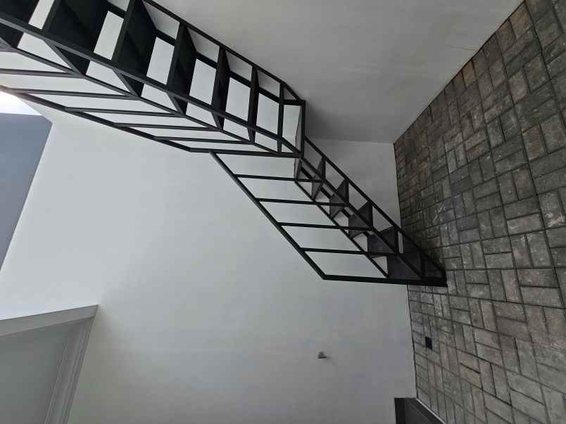 dijual rumah cluster verdant view the