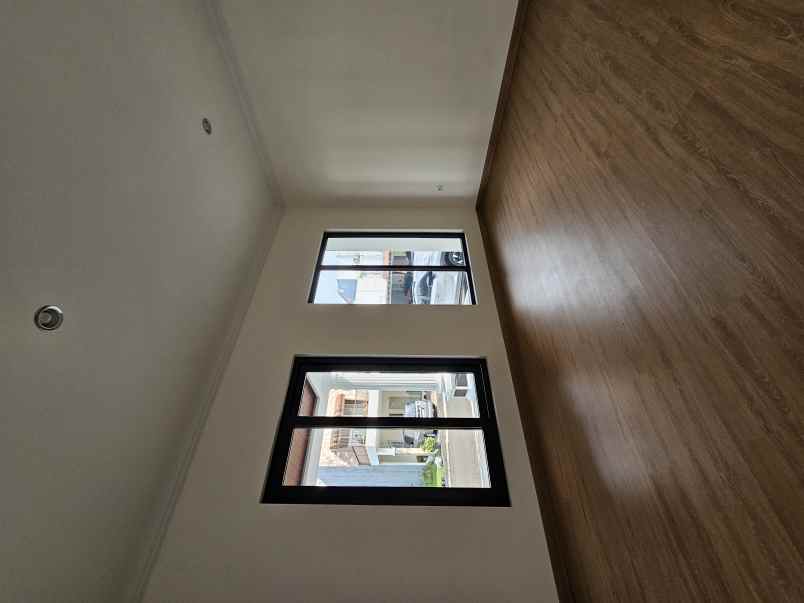 dijual rumah cluster verdant view the