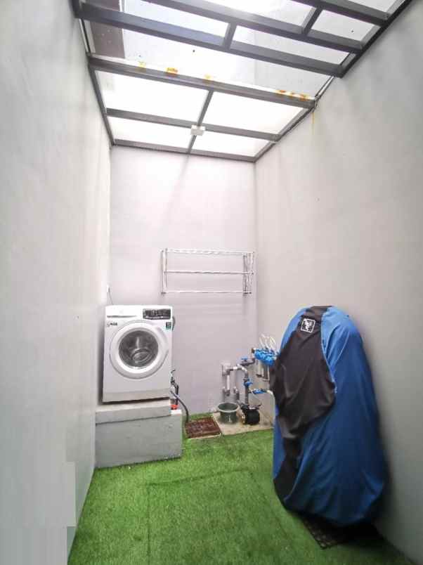 dijual rumah cluster wisteria metland