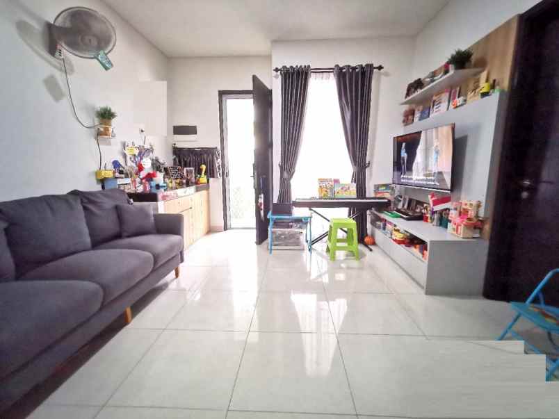 dijual rumah cluster wisteria metland