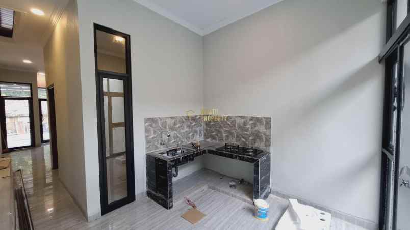 dijual rumah couple martani