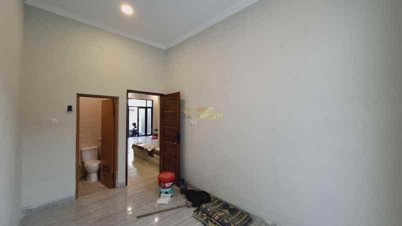 dijual rumah couple martani