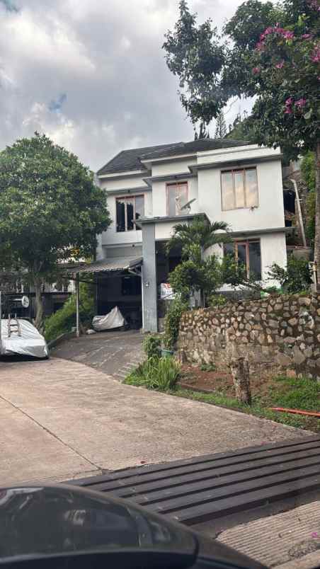 dijual rumah dago resort bandung