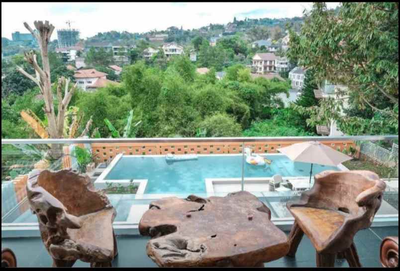 dijual rumah dago resort pakar