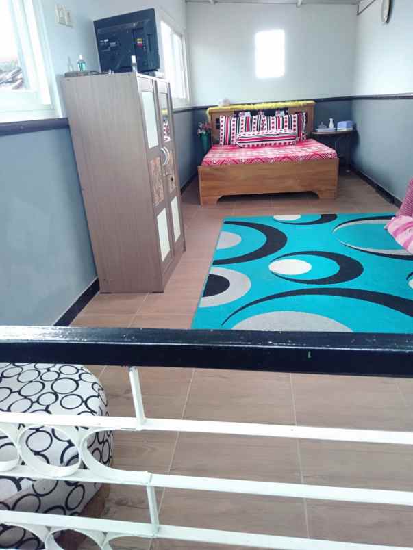 dijual rumah dan toko di tengah kota batu