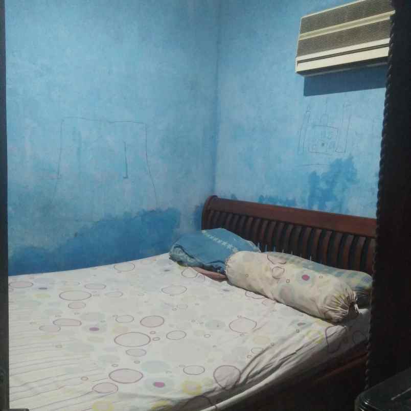 dijual rumah dengan lahan luas