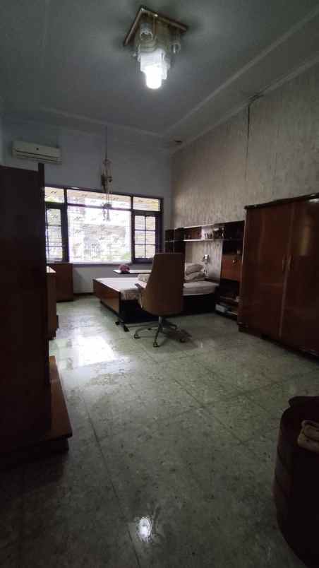 dijual rumah dharmahusada indah timur