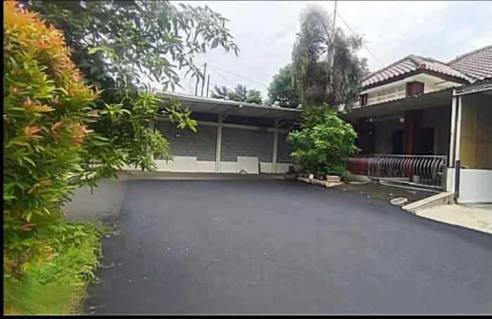 dijual rumah di alamanda residence tembalang semarang