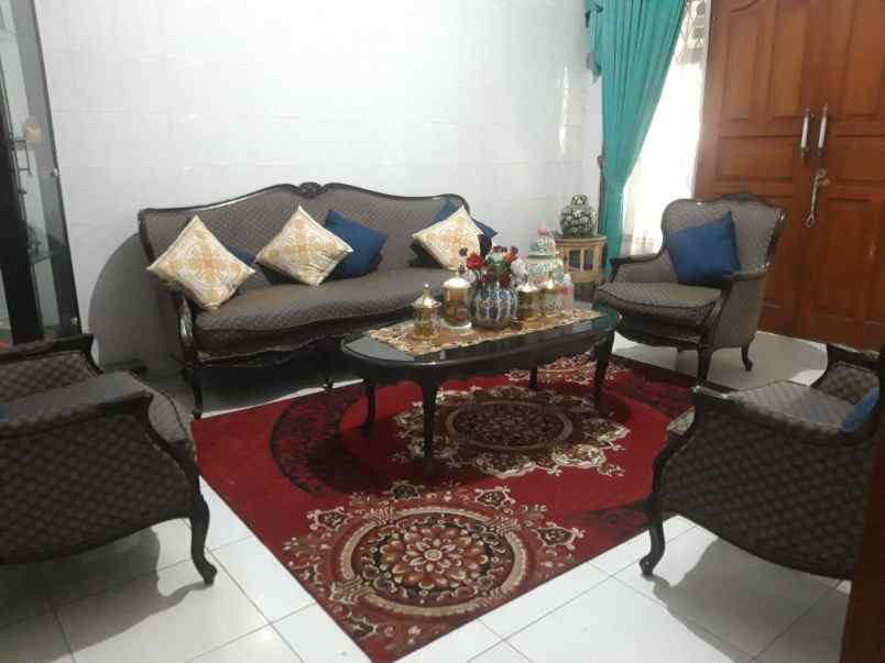 dijual rumah di beji depok jawa barat