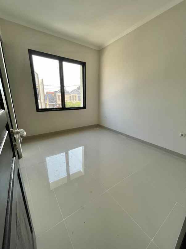 dijual rumah di bsd