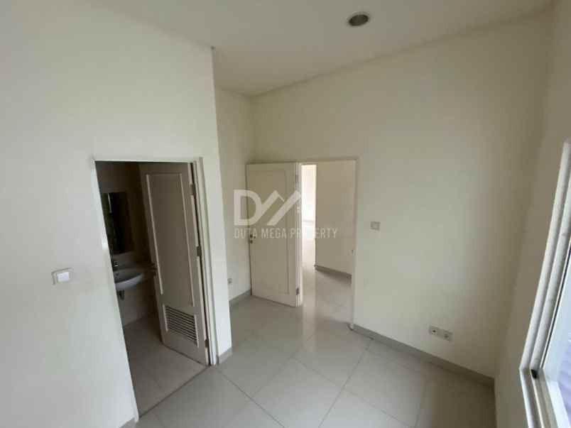 dijual rumah di residence one bsd city