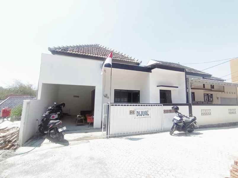 dijual rumah di sambiroto kedungmundu semarang