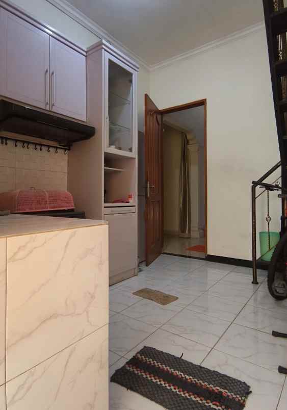 dijual rumah duren sawit