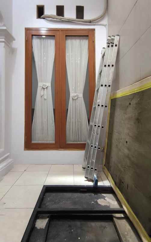 dijual rumah duren sawit