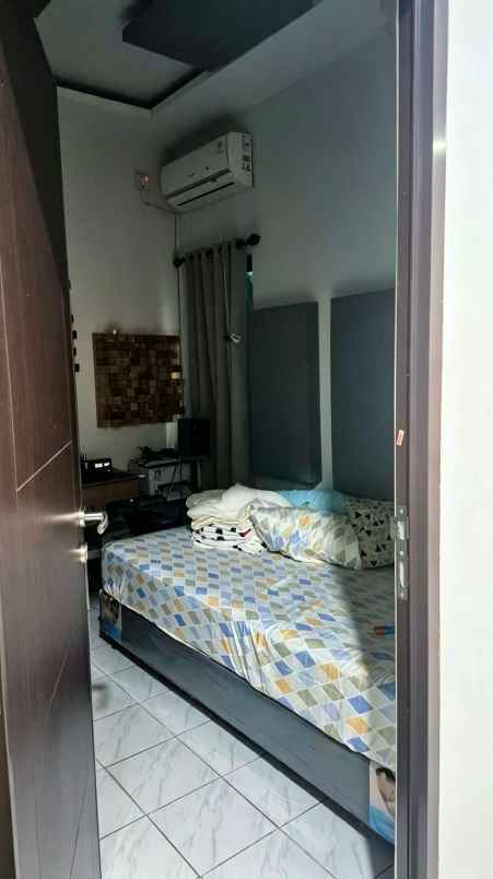 dijual rumah duren sawit