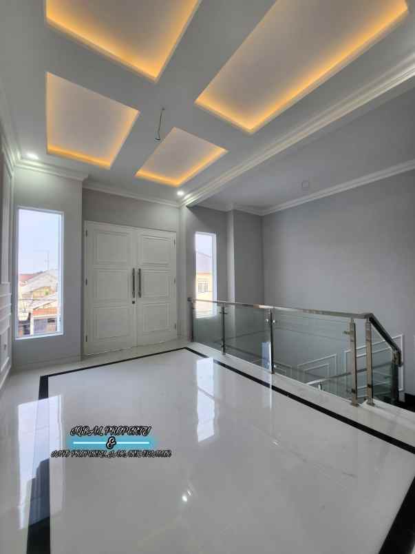 dijual rumah duren sawit