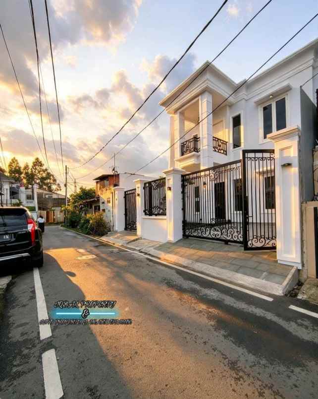 dijual rumah duren sawit