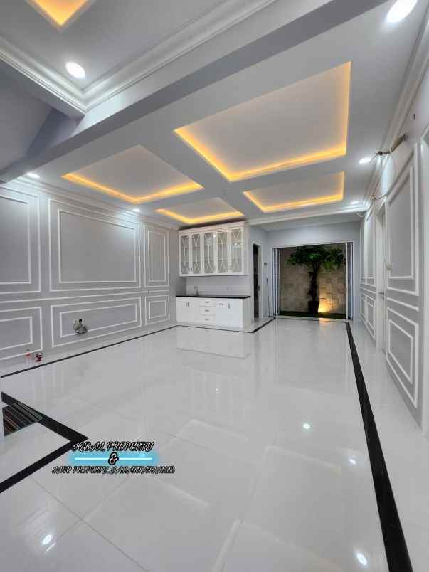 dijual rumah duren sawit