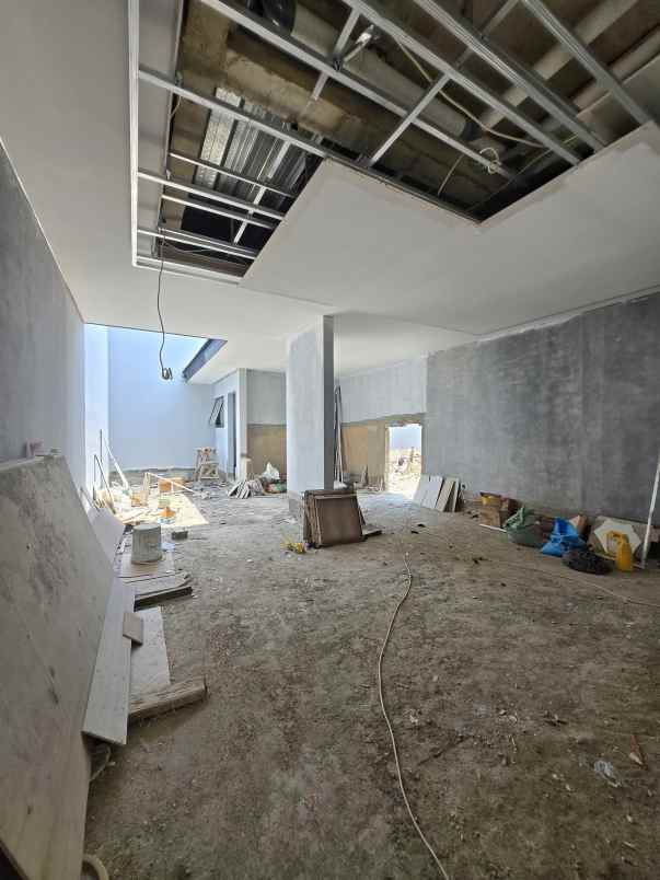 dijual rumah duren sawit jaktim