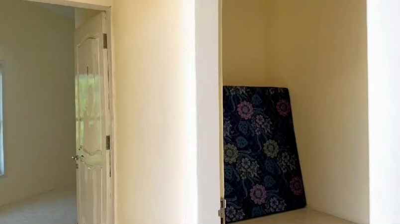 dijual rumah duren sewu