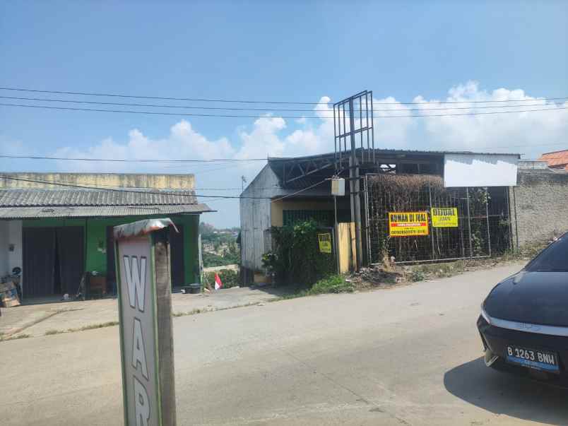 dijual rumah eks toko
