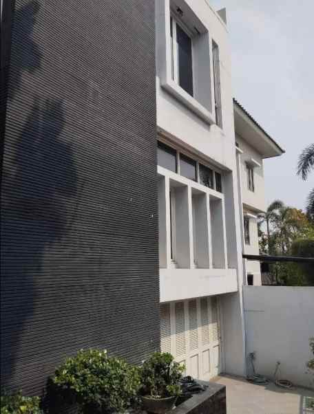 dijual rumah gading nirwana kelapa gading