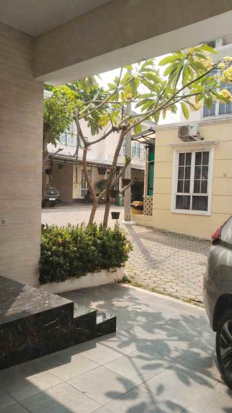 dijual rumah gandul
