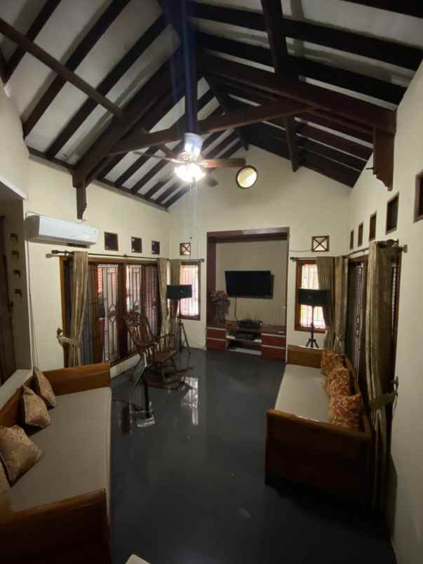 dijual rumah gandul cinere depok jawa barat