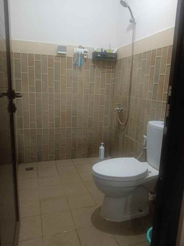 dijual rumah graha bintaro