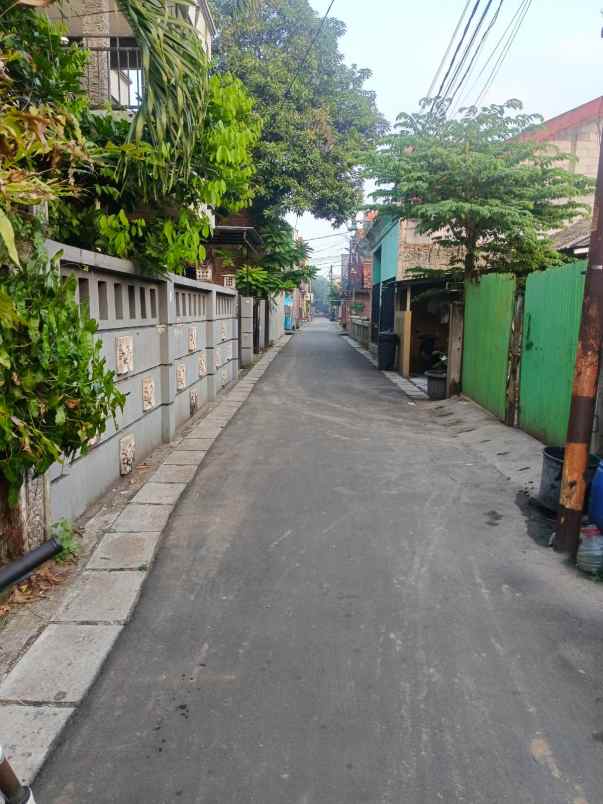dijual rumah graha bintaro