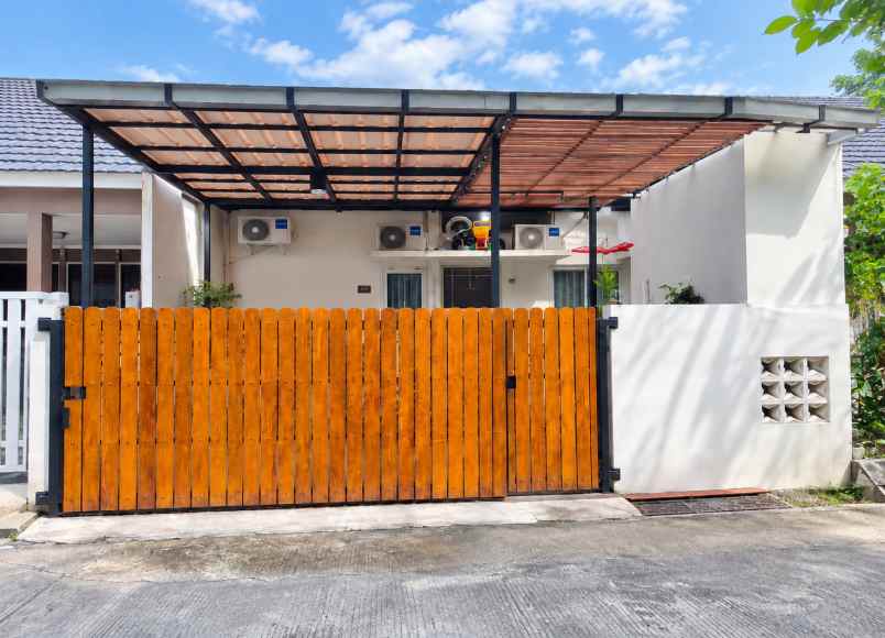 dijual rumah graha selaras cibinong bogor