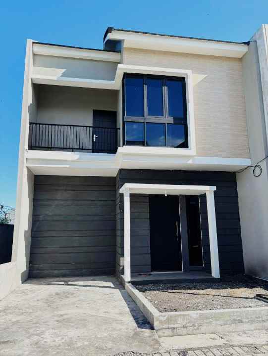 dijual rumah grand alana regency