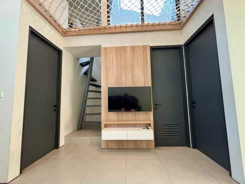 dijual rumah grand duta city
