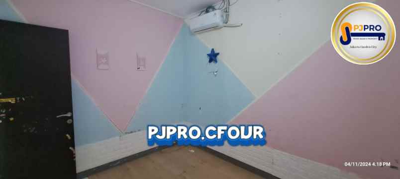 dijual rumah green ara residence