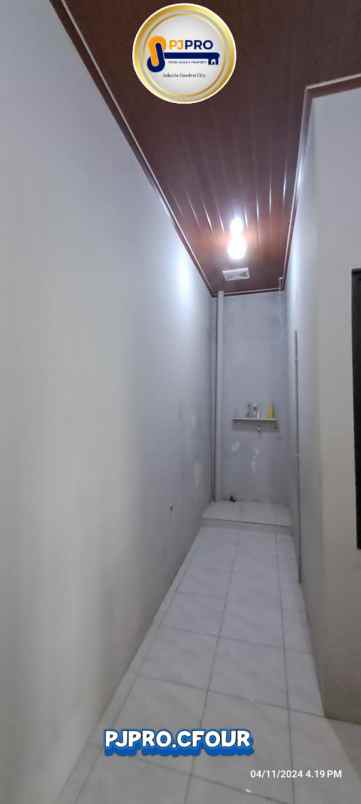 dijual rumah green ara residence