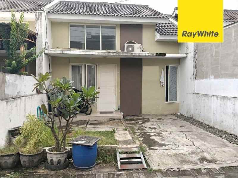 dijual rumah green mansion lontar