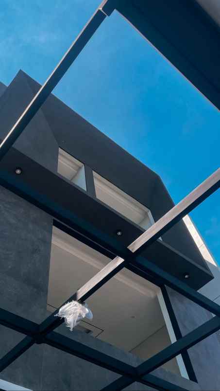 dijual rumah greenwood citraland