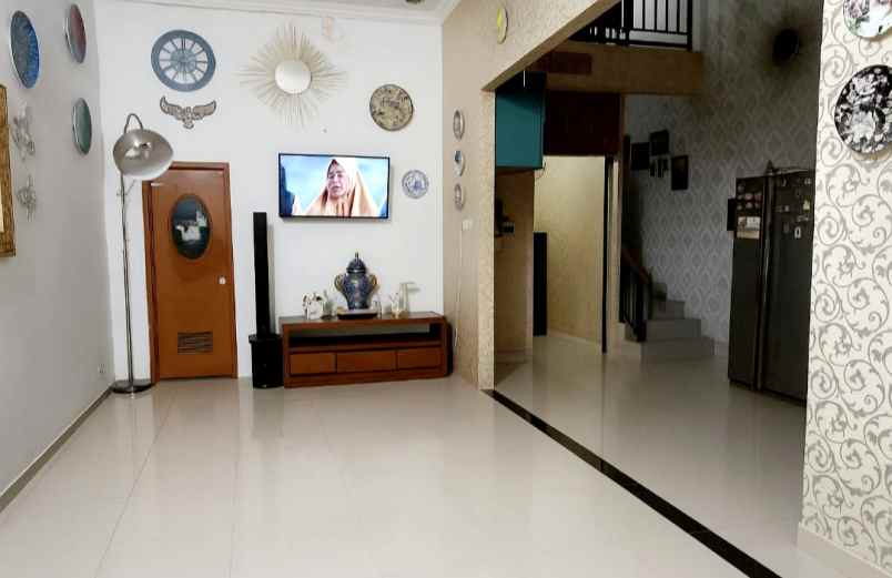 dijual rumah griya indah serpong