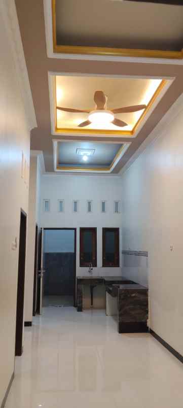 dijual rumah gunung anyar emas