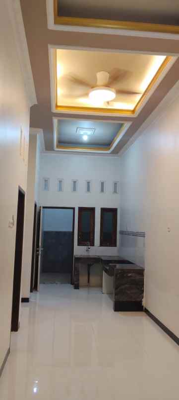 dijual rumah gunung anyar emas