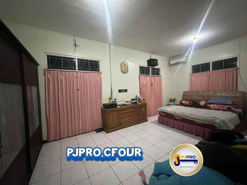 dijual rumah harapan indah