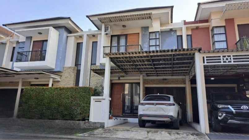 dijual rumah harapan indah