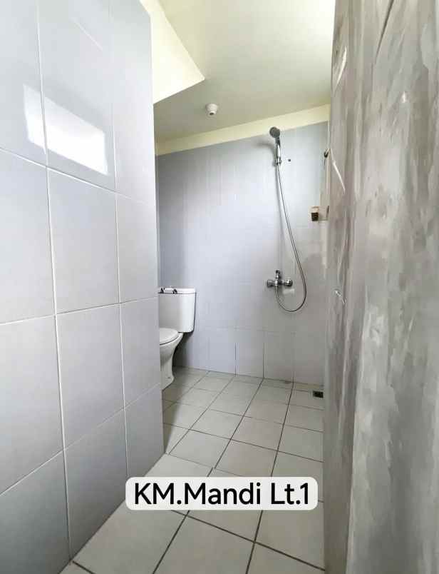 dijual rumah harapan indah