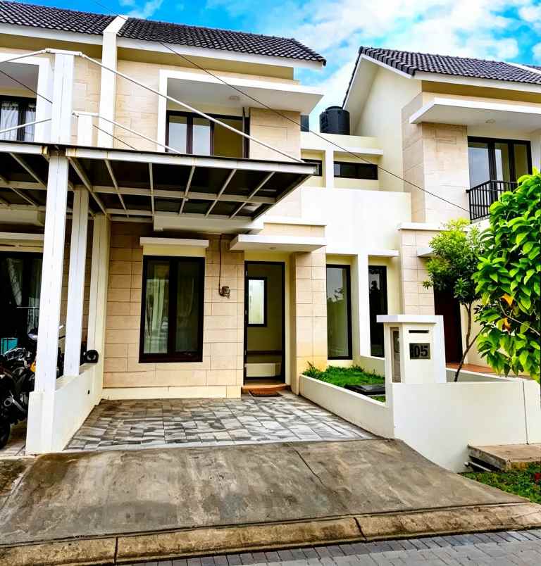 dijual rumah harapan indah