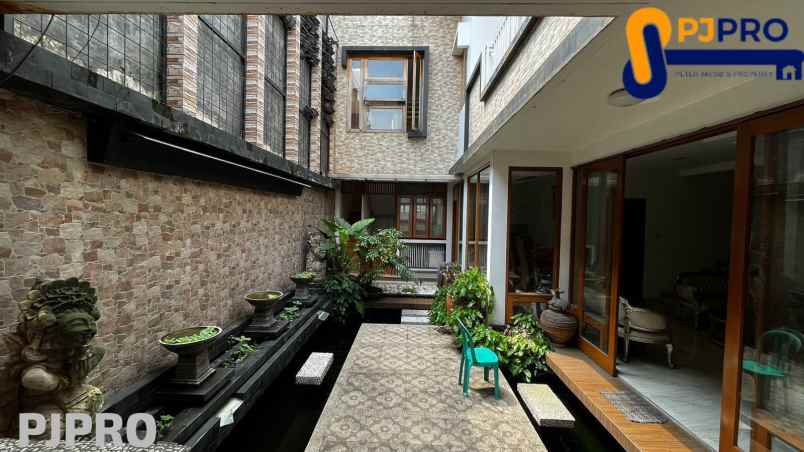 dijual rumah harapan indah cluster