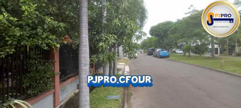 dijual rumah harapan indah cluster aralia