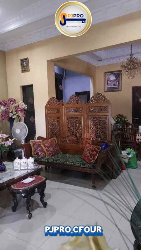 dijual rumah harapan indah cluster aralia