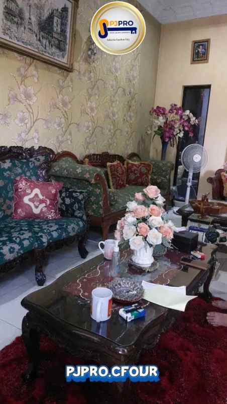dijual rumah harapan indah cluster aralia